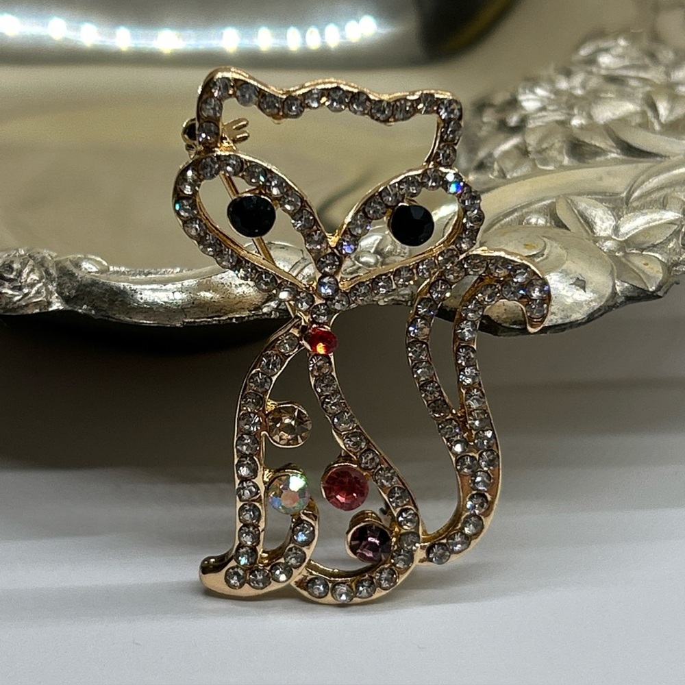 Kitty Cat Brooch Pin Clear Crystals Assorted Colorful Stones Gold Tone